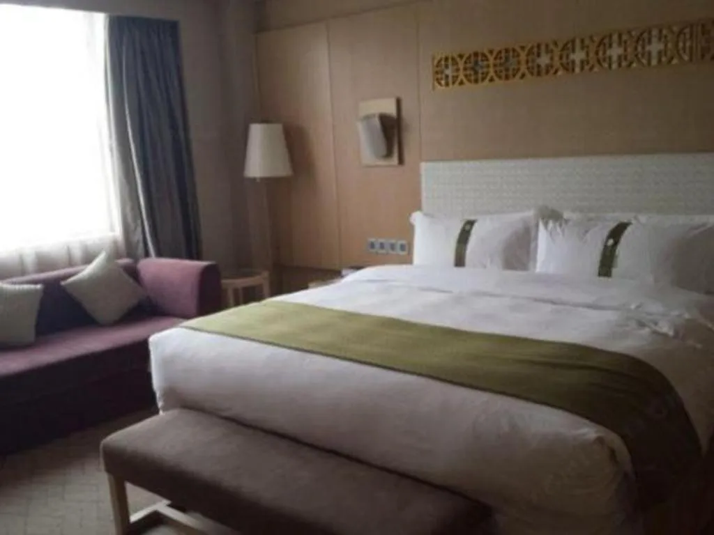 Bed in Datong Hotel
