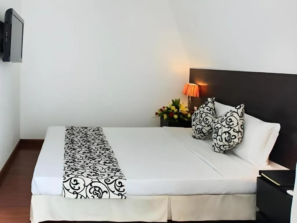 Bed in Paragon Villa Hotel Nha Trang