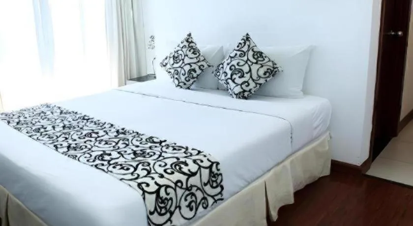 Bed in Paragon Villa Hotel Nha Trang