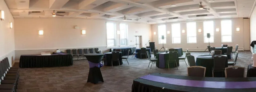 Coast High Country Inn