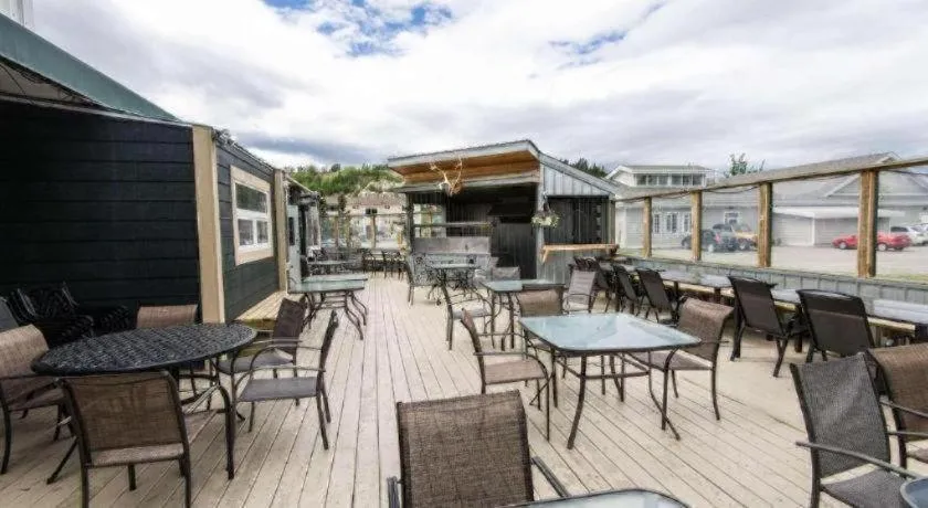 Coast High Country Inn