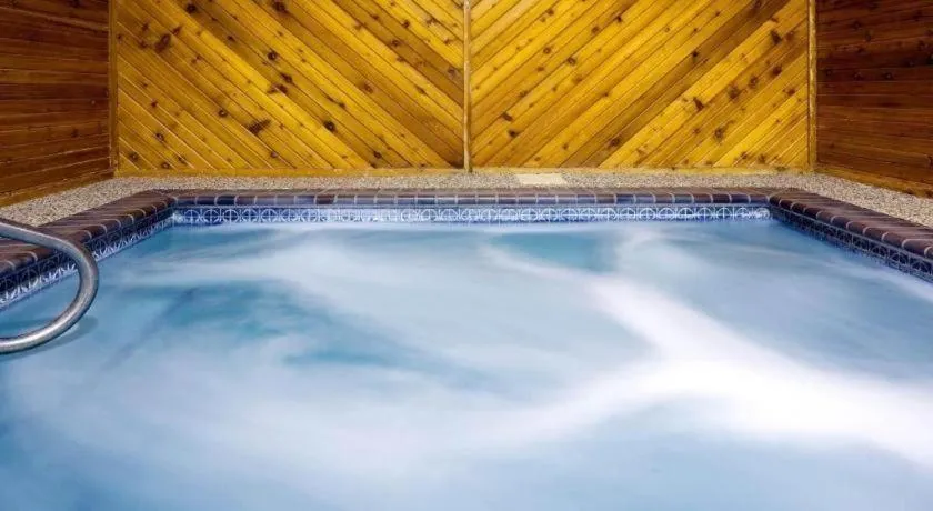 Holiday Inn Express & Suites Winner By IHG