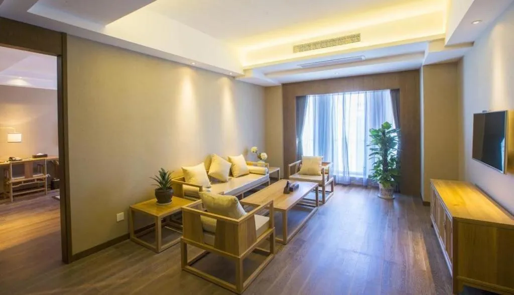 Hangzhou Blossom Hotel