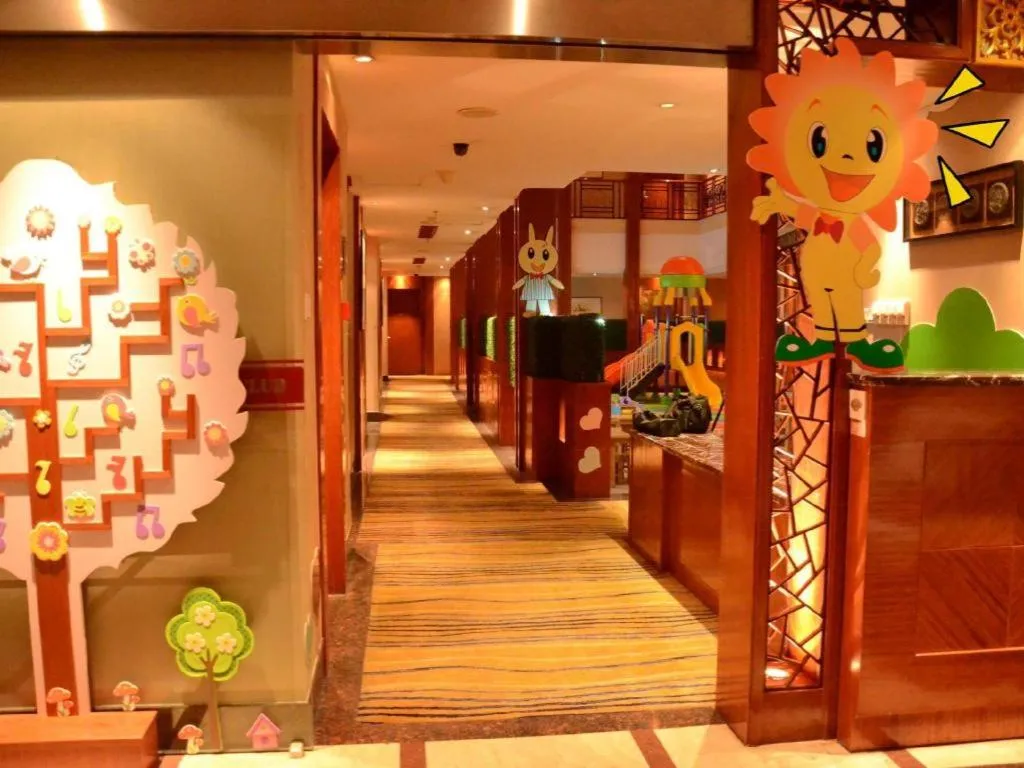 Hangzhou Blossom Hotel