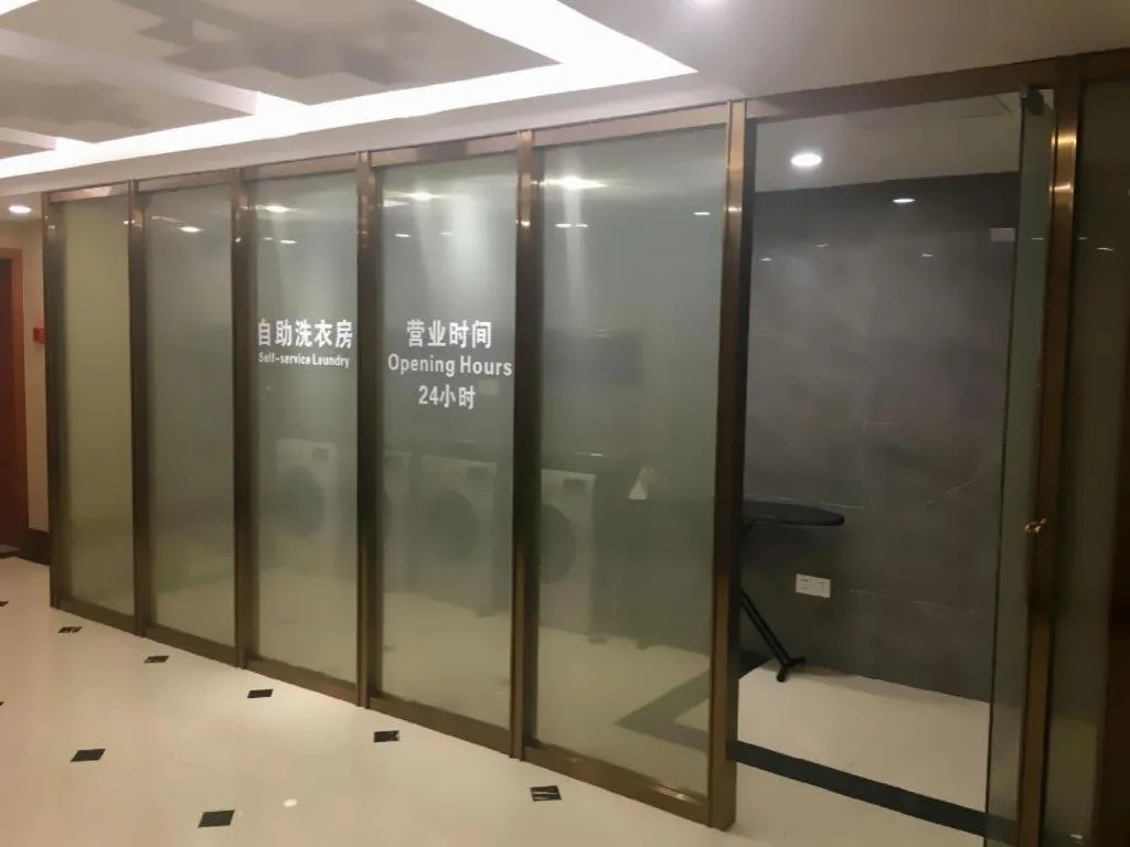 Hangzhou Blossom Hotel