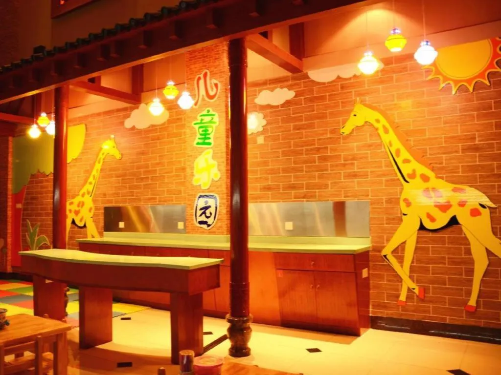 Hangzhou Blossom Hotel