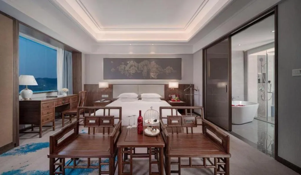 Bed in Hangzhou Blossom Hotel