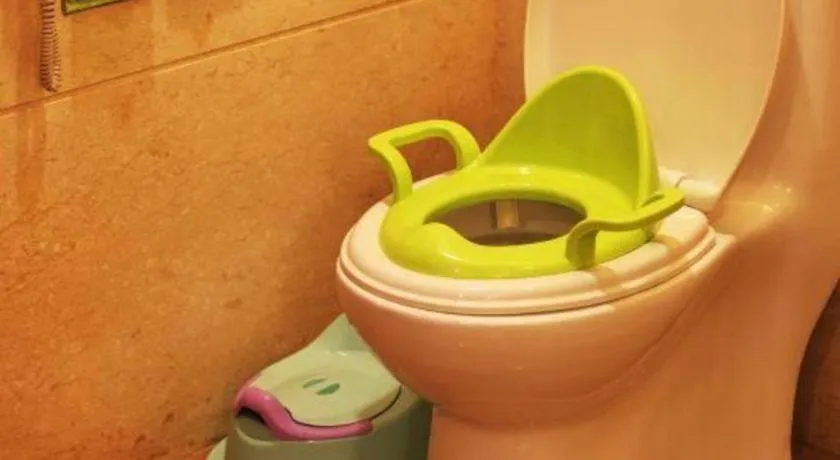 Xinjin Celebrity City Hotel