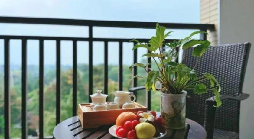 Xinjin Celebrity City Hotel