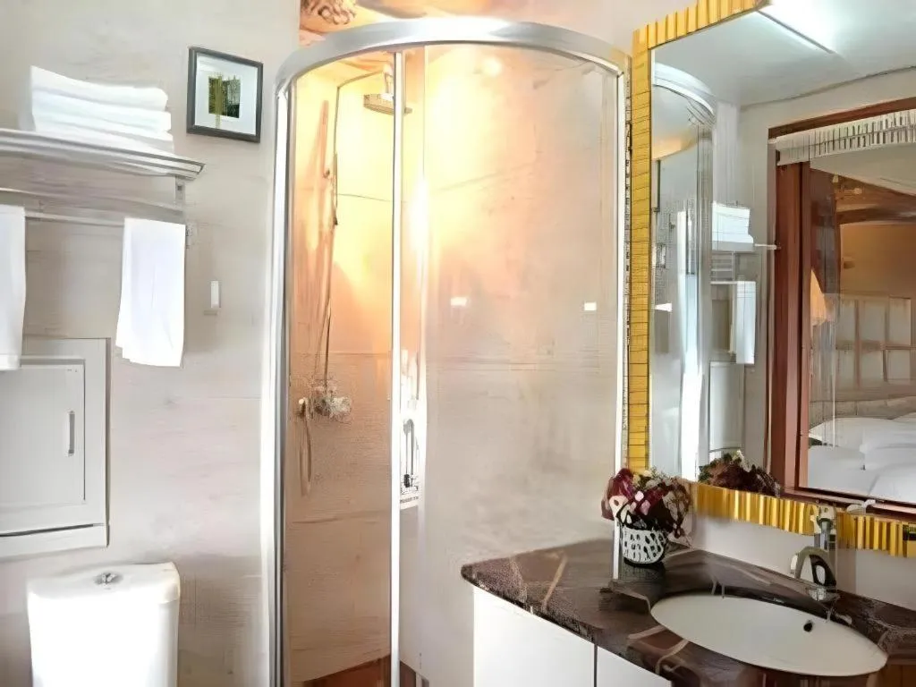 Economic Trade Hotel