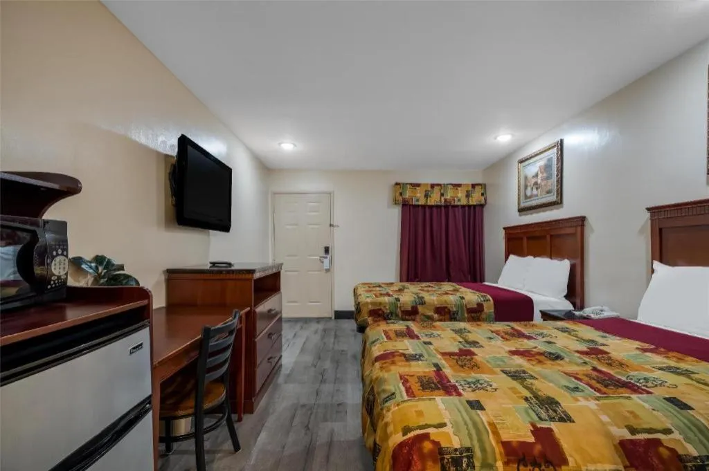 Bed in Americas Best Value Inn Redlands San Bernardino