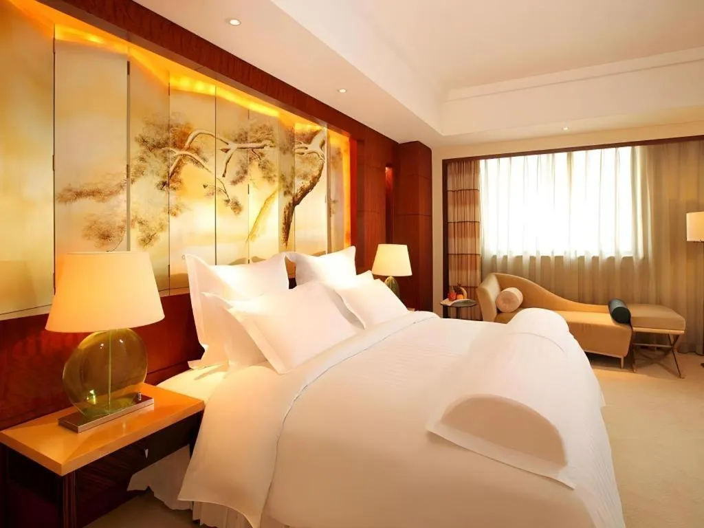 Bed in Kunshan Newport Hotel