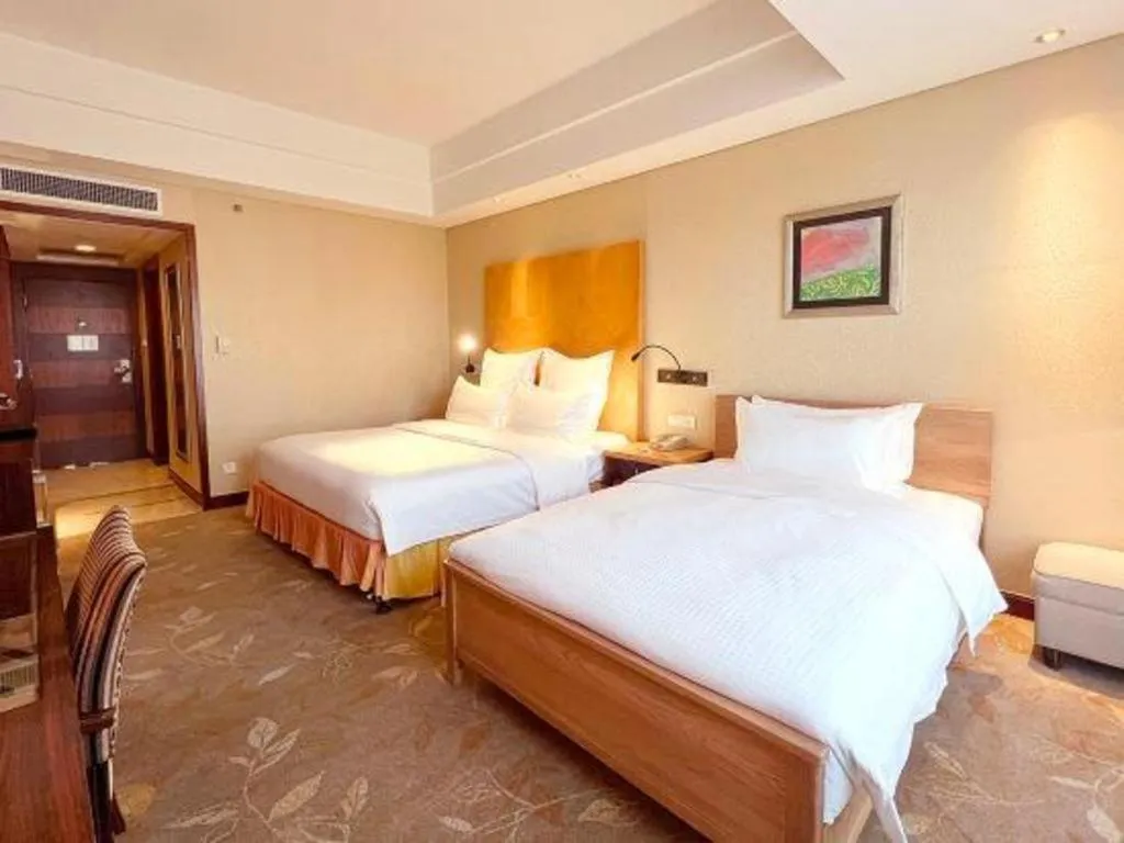 Bed in Kunshan Newport Hotel