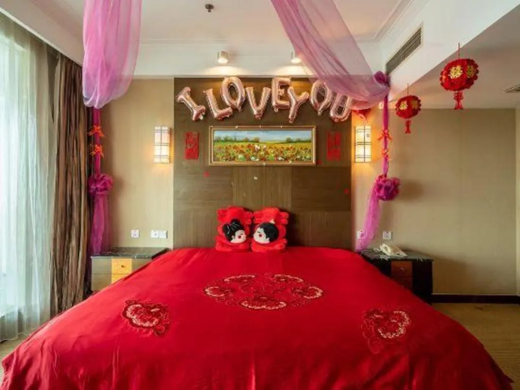 Bed in Dongying Blue Horizon Intenational Hotel