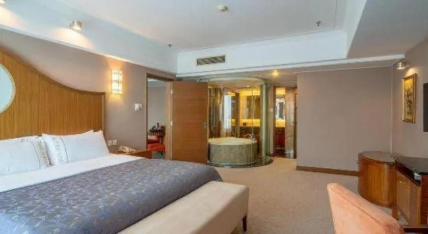 Bed in Dongying Blue Horizon Intenational Hotel