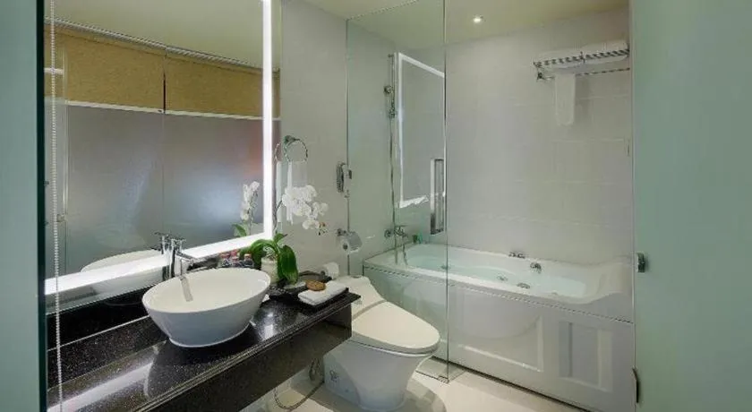 Grand Silverland Hotel