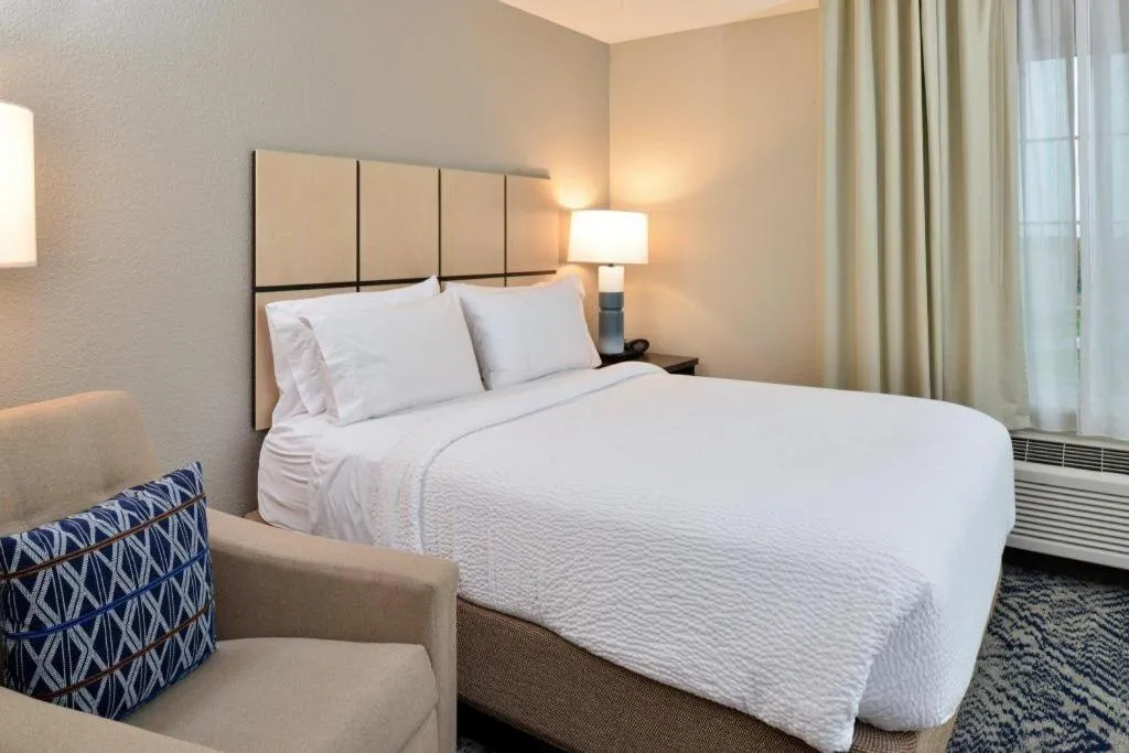 Bed in Candlewood Suites Saint Joseph By IHG