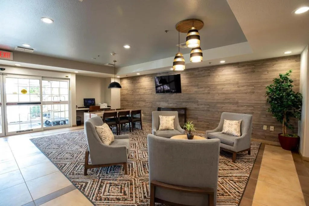 Candlewood Suites Saint Joseph By IHG