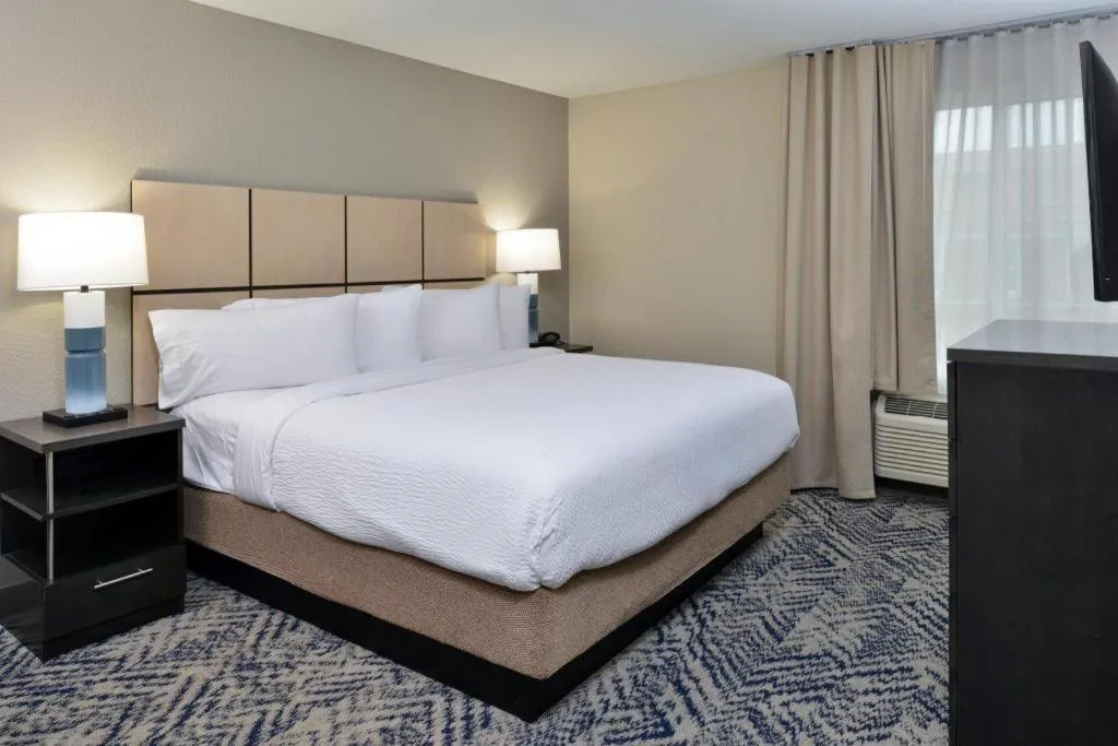 Bed in Candlewood Suites Saint Joseph By IHG