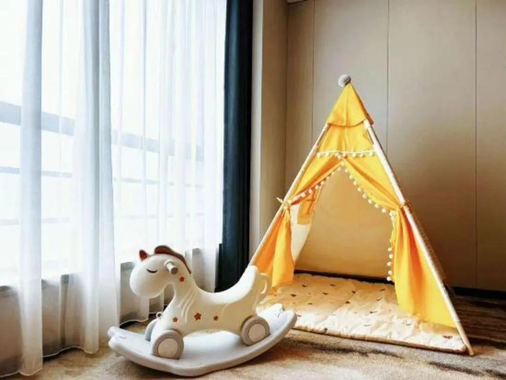 Bed in Jiaxing Fortune Holiday Hotel