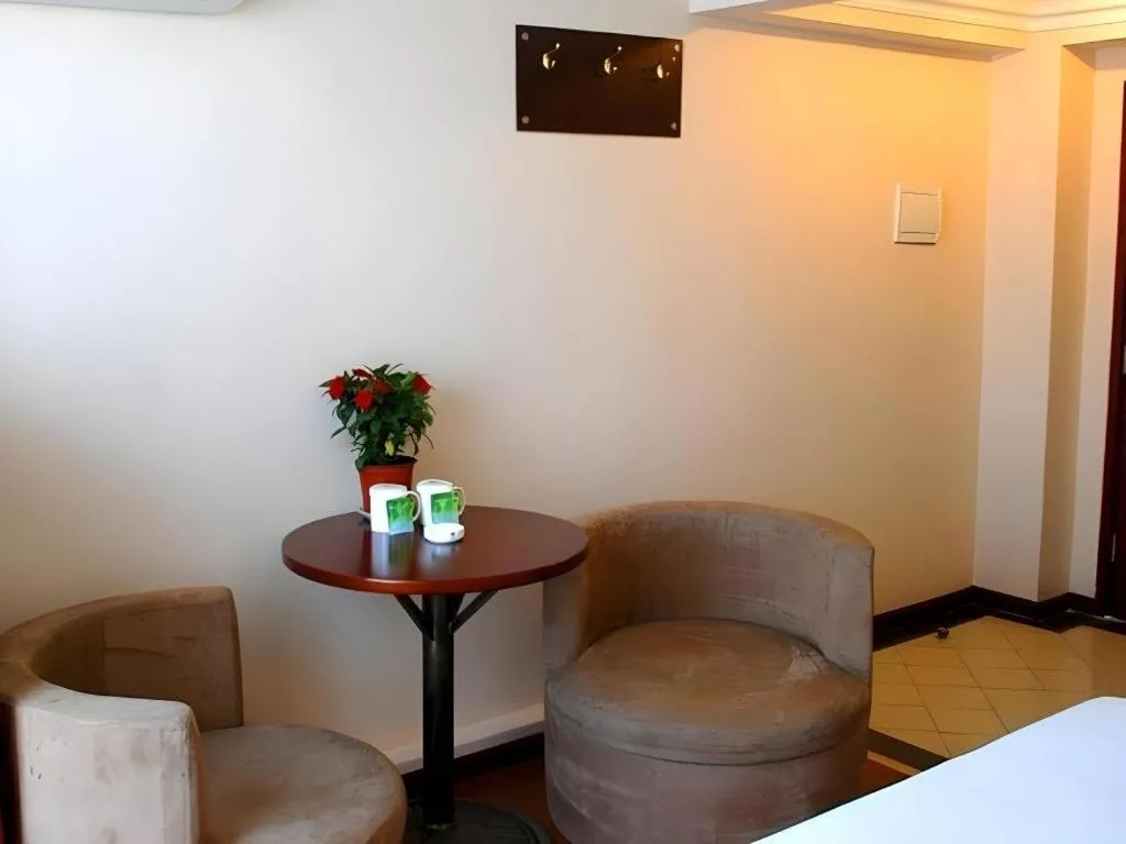 GreenTree Inn Urumqi South Xinhua Road Hotel