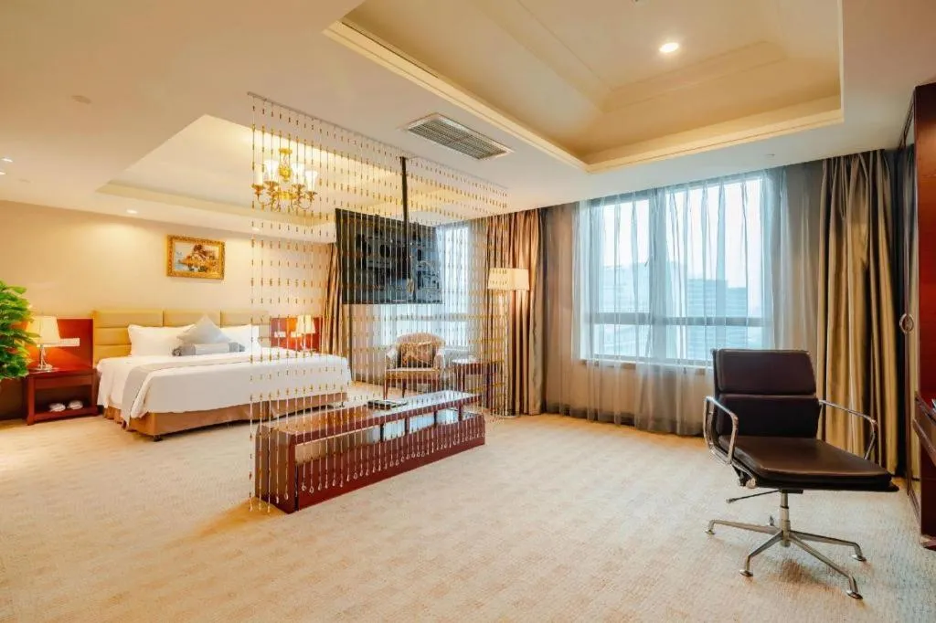 Bed in Chengdu Sovereign Hotel