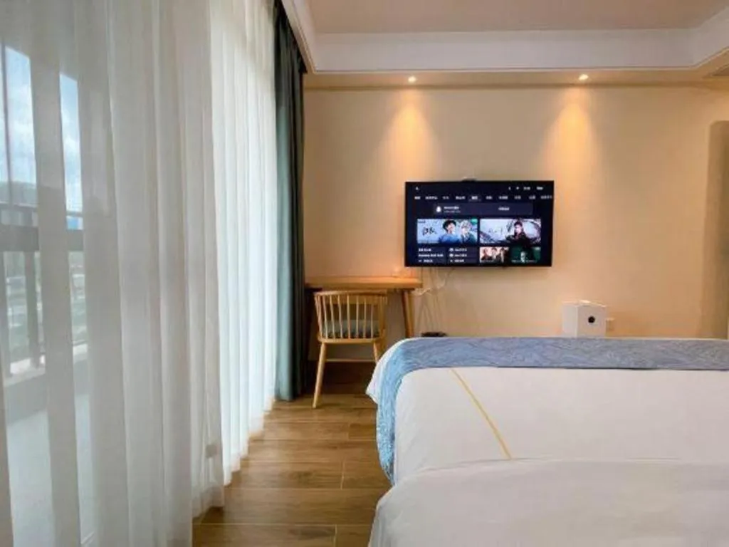 Bed in Chengdu Sovereign Hotel