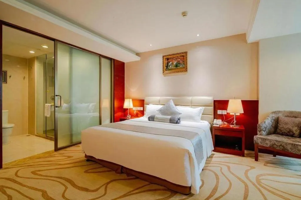 Bed in Chengdu Sovereign Hotel