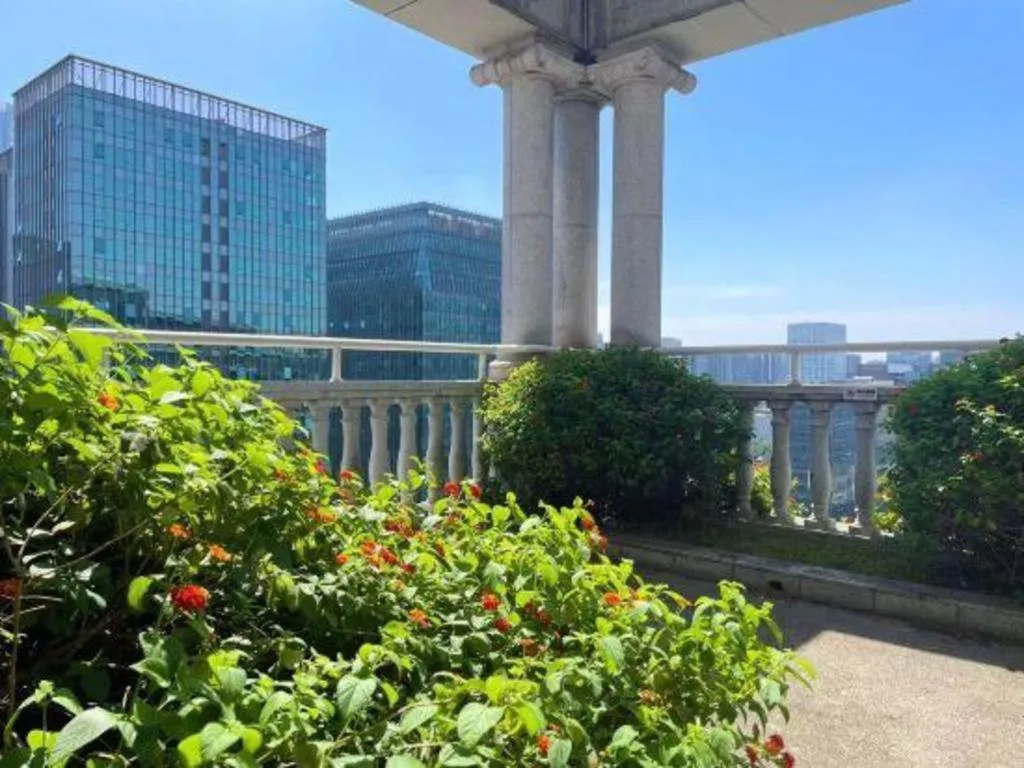 Chengdu Sovereign Hotel