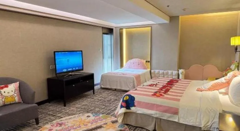 Bed in Green Westdon Hotel