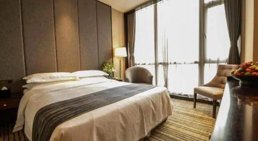 Bed in Green Westdon Hotel