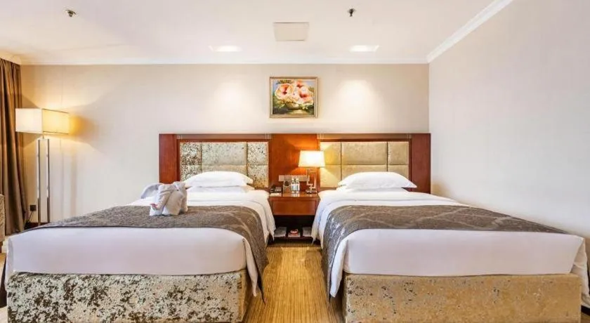 Bed in Chongqing River Romance Hotel