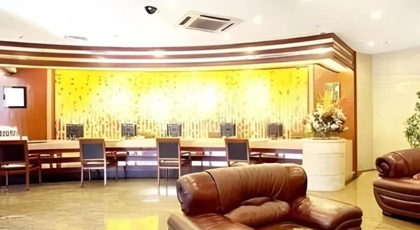 Chongqing River Romance Hotel