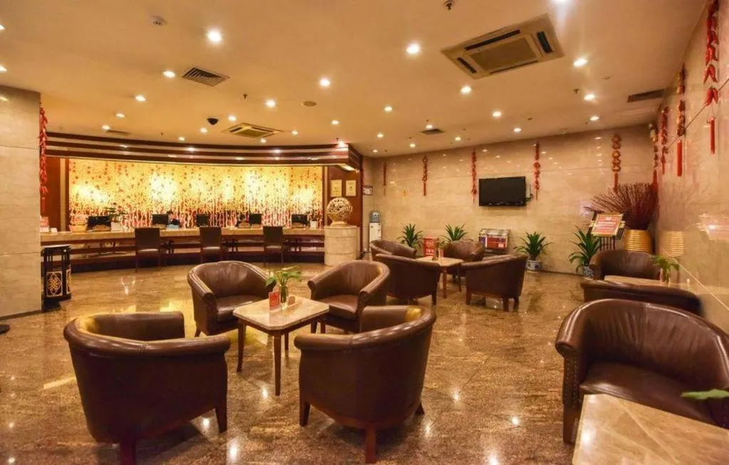 Chongqing River Romance Hotel