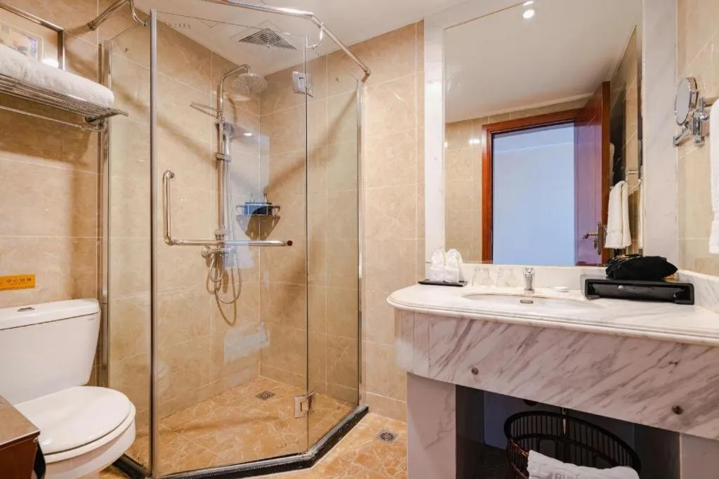 Chongqing River Romance Hotel