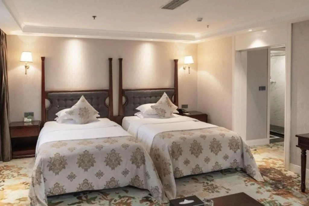 Bed in Chongqing River Romance Hotel