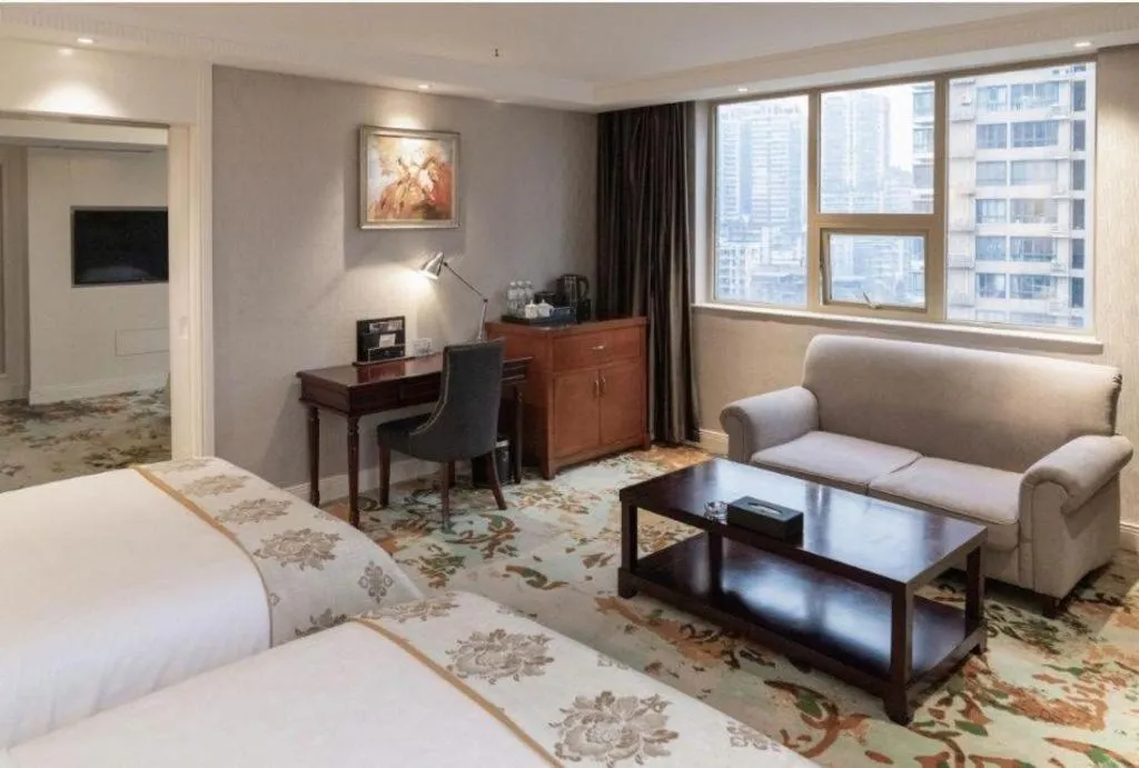 Bed in Chongqing River Romance Hotel