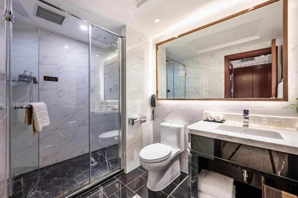 Chongqing River Romance Hotel