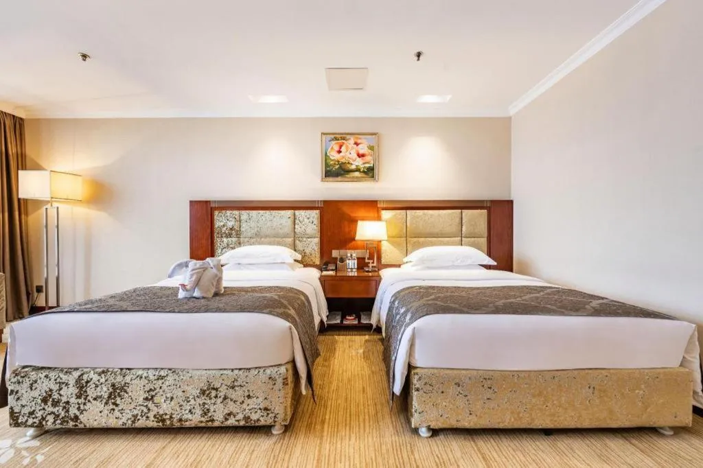 Bed in Chongqing River Romance Hotel