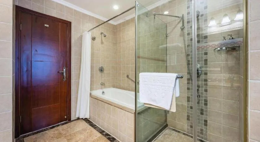 Chongqing River Romance Hotel