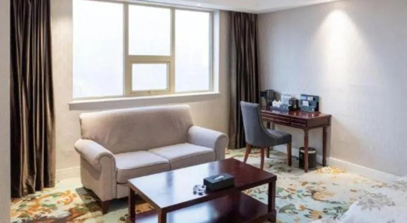 Chongqing River Romance Hotel