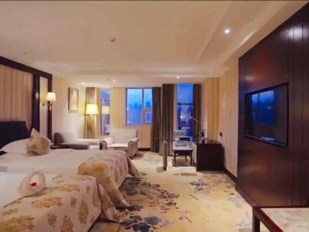 Bed in Chongqing River Romance Hotel