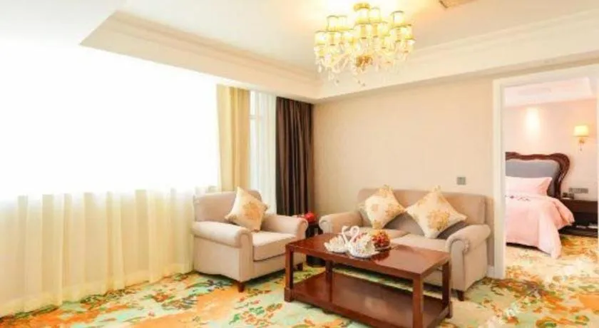 Bed in Chongqing River Romance Hotel