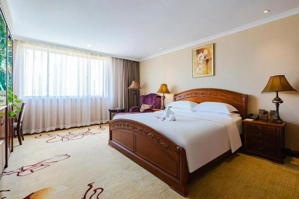 Bed in Chongqing River Romance Hotel