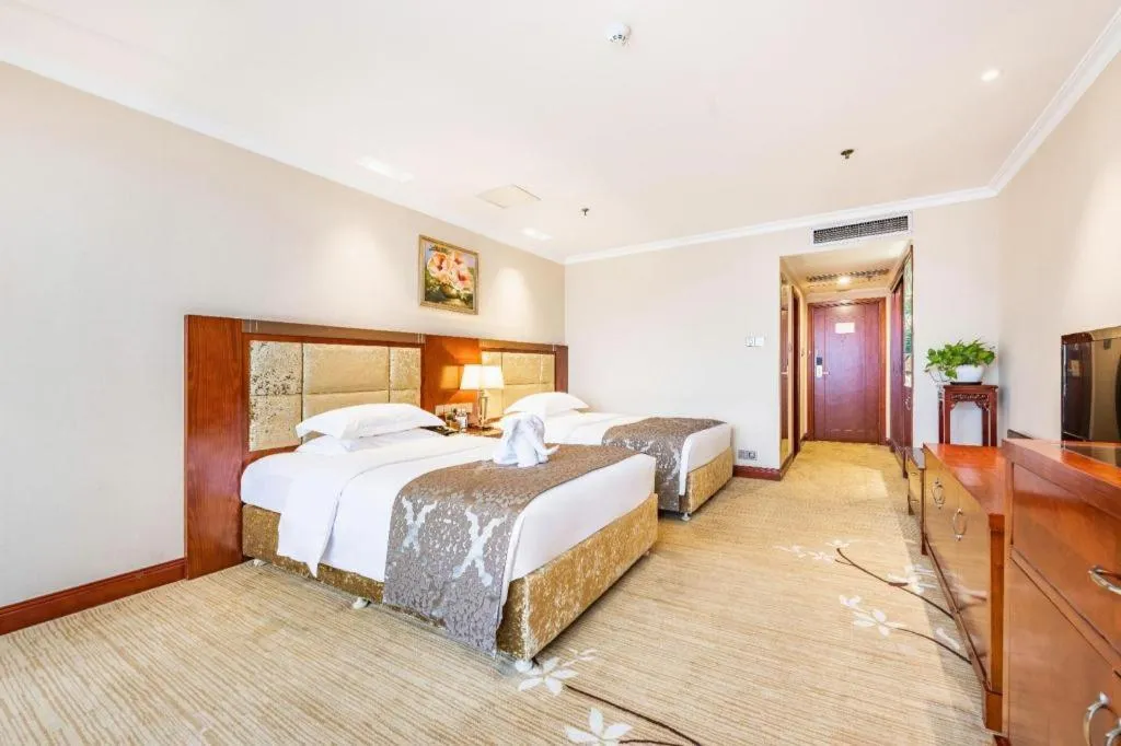 Bed in Chongqing River Romance Hotel