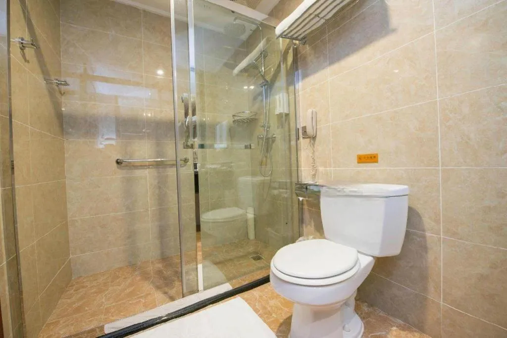 Chongqing River Romance Hotel