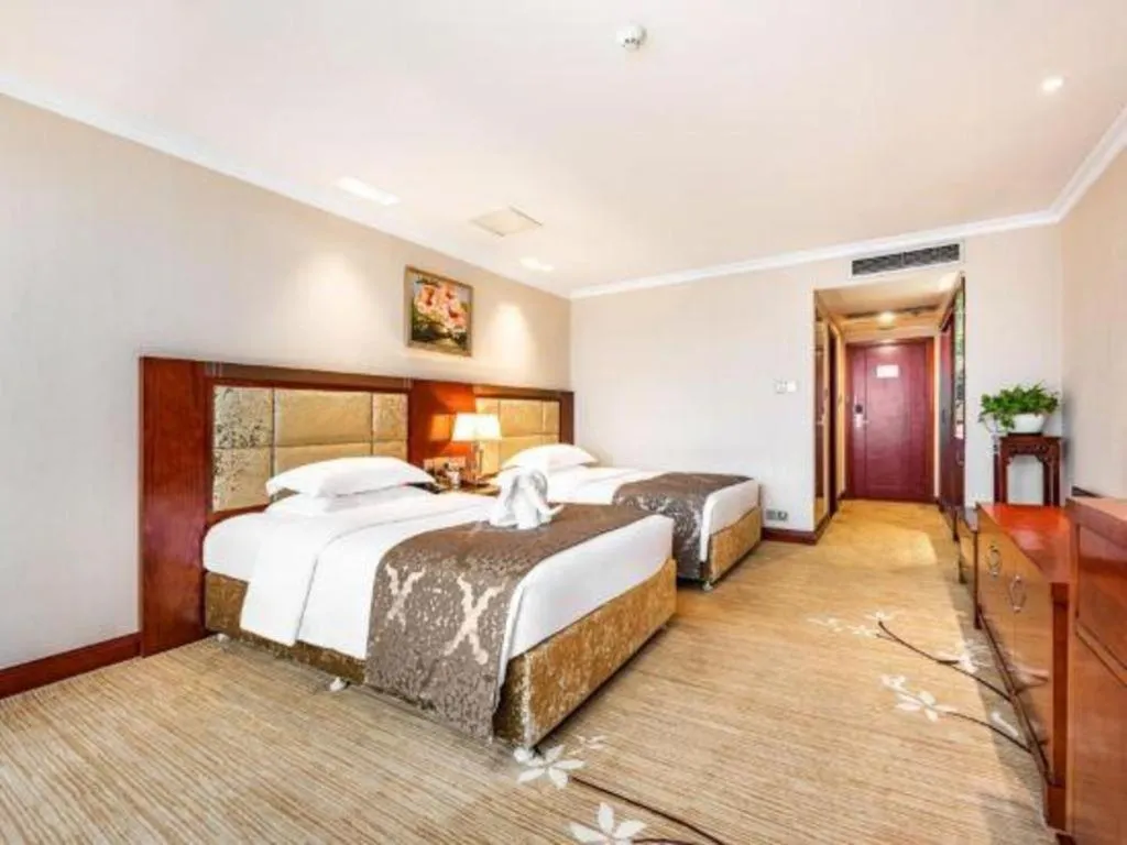 Bed in Chongqing River Romance Hotel