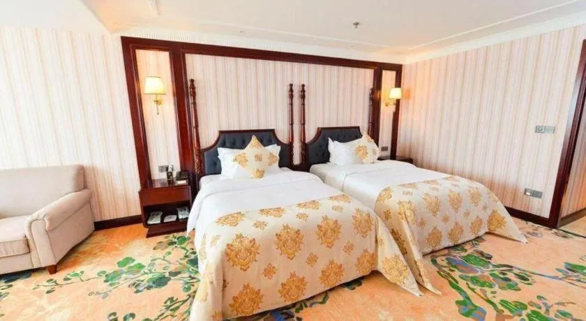 Bed in Chongqing River Romance Hotel