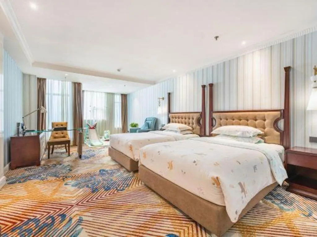 Bed in Chongqing River Romance Hotel