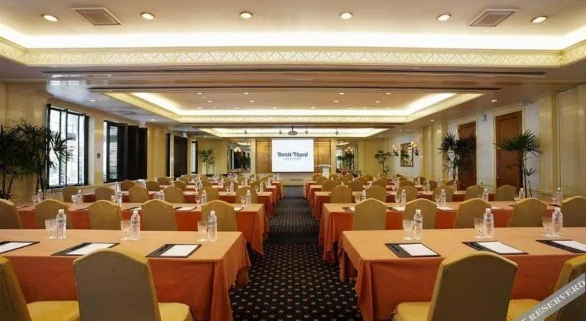 Dusit Thani Laguna Pool Villa